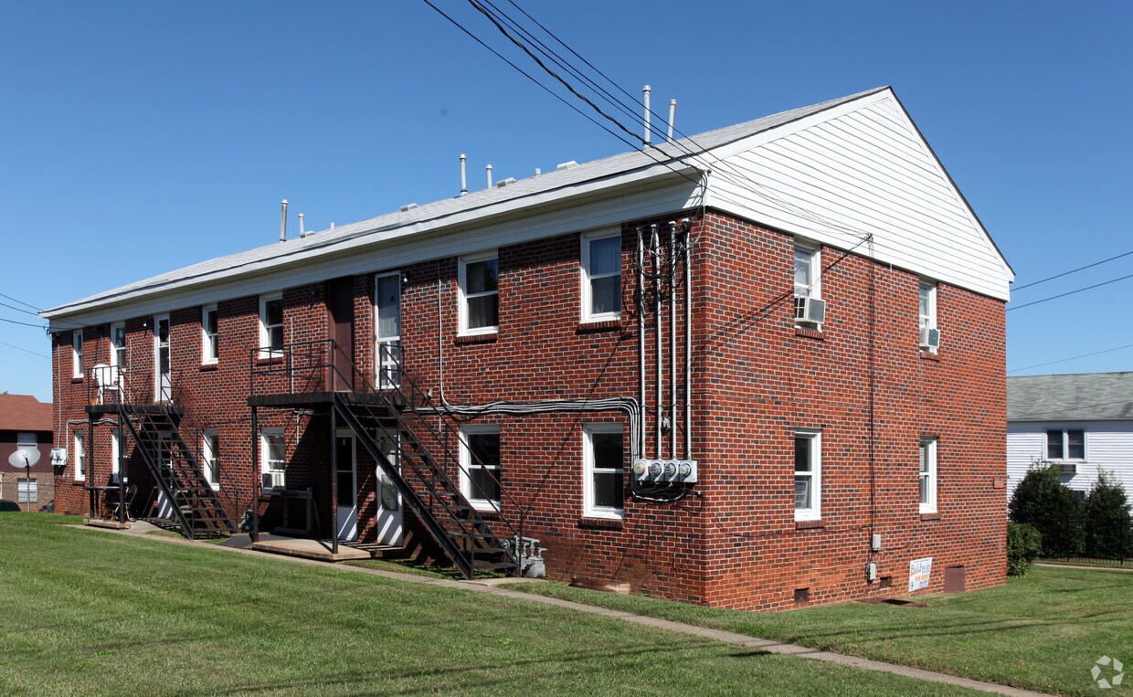 Foto del edificio - 1415 E Fifth St