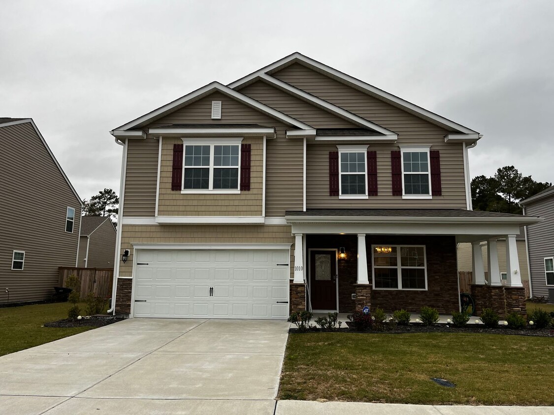 Primary Photo - Beautiful Home in New Bern West