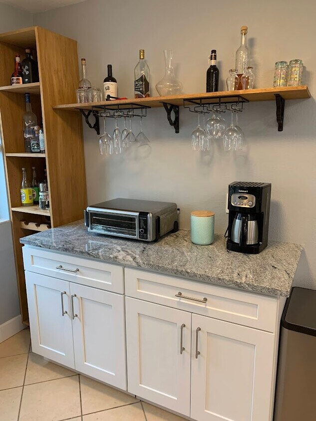 Foto principal - 9745 Touchton Rd