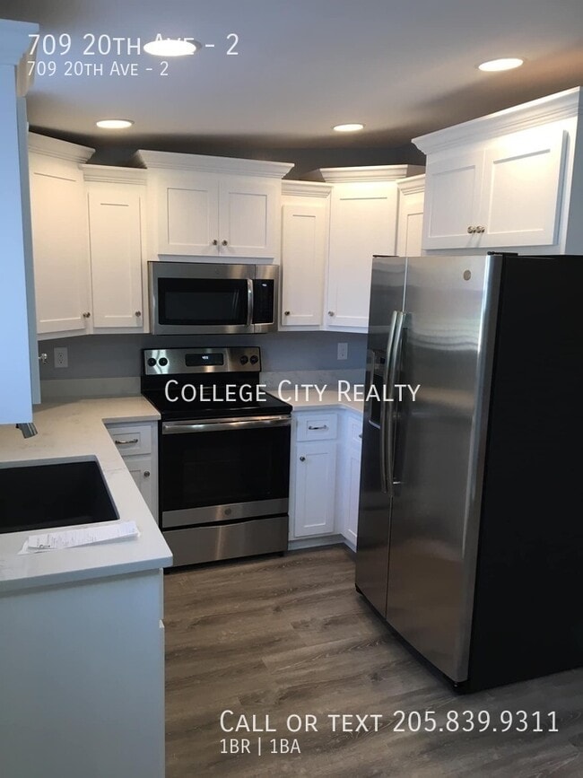 Photo - 709 20th Ave House