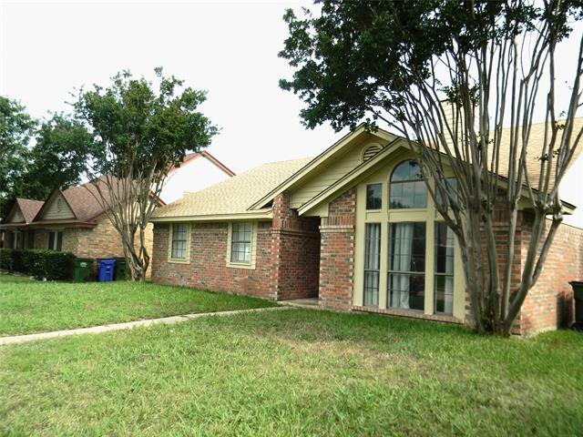 Foto del edificio - 11803 Avery Ln