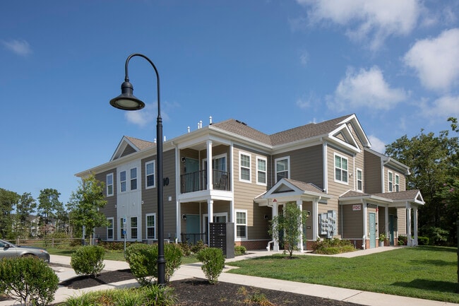 Building Photo - Cornerstone at Lacey