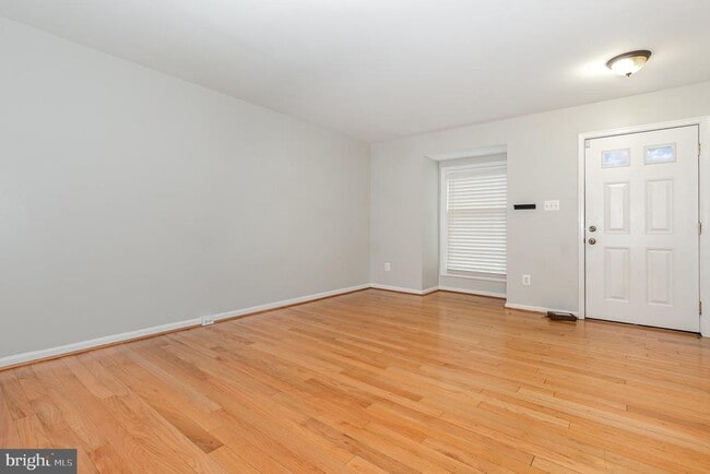 Building Photo - 5073 9th St S