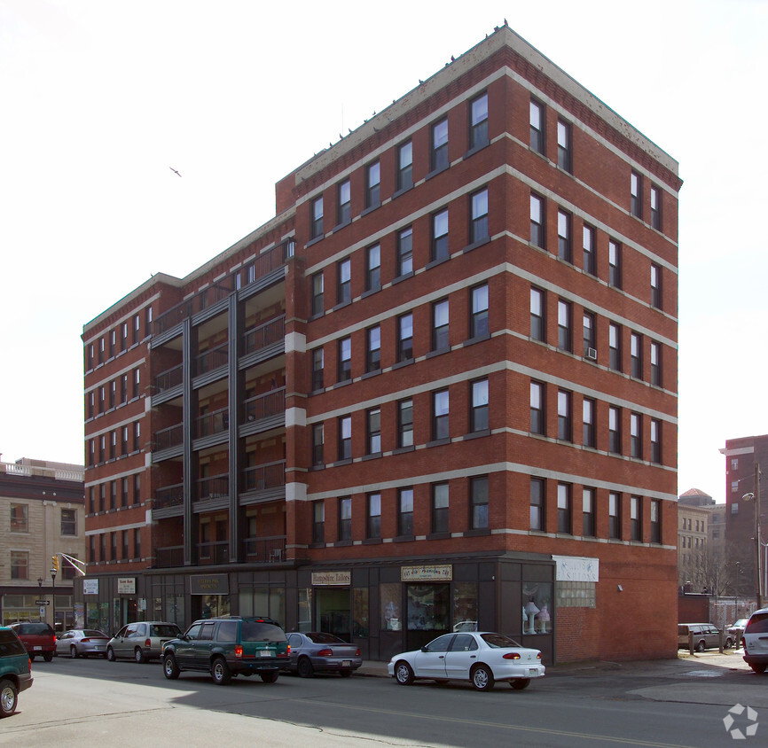 Building Photo - Veterans Park Apartments