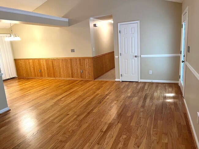 Foto del edificio - 763 Southwick Ave