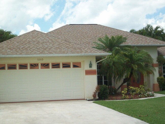 Building Photo - 5360 NW Nassau Ln