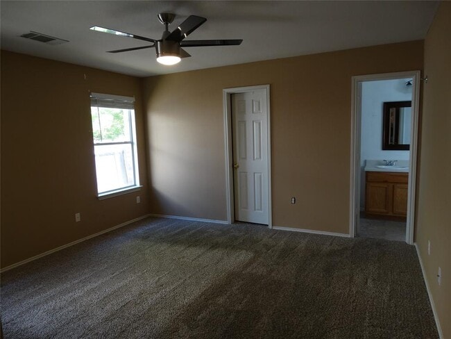 Building Photo - 15305 Velia's Way