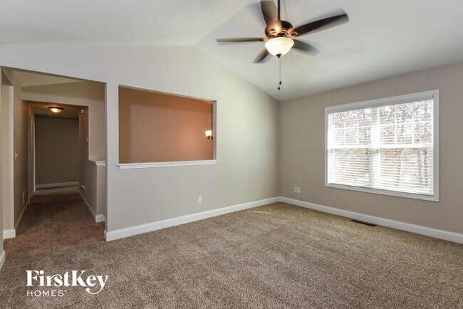 Foto del edificio - 3055 Pritchards Ridge Dr