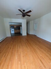 Building Photo - 643 Monroe Ave