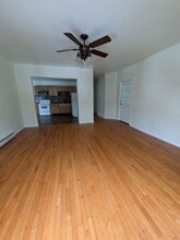 Building Photo - 643 Monroe Ave