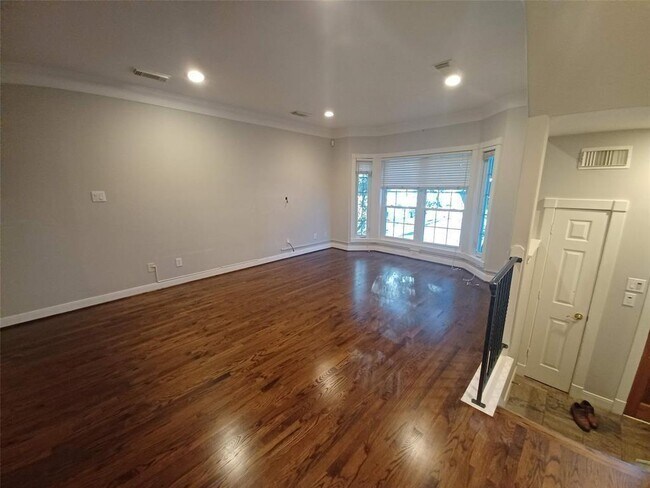 Foto del edificio - 1321 Woodhead St