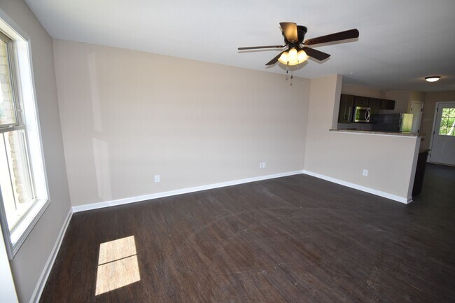 Building Photo - Smithson Ln - 296