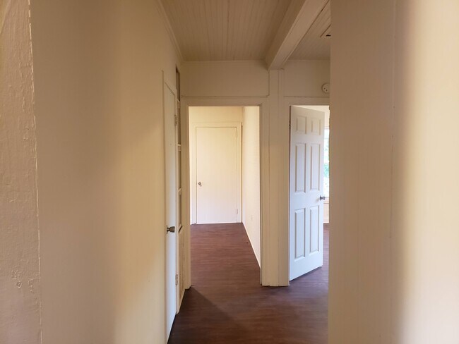 Foto del edificio - 111 Mulberry Rd