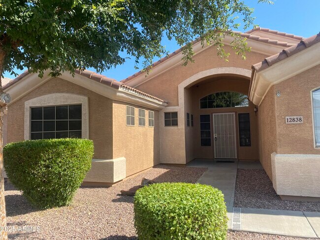 Foto del edificio - 12838 W Corrine Dr