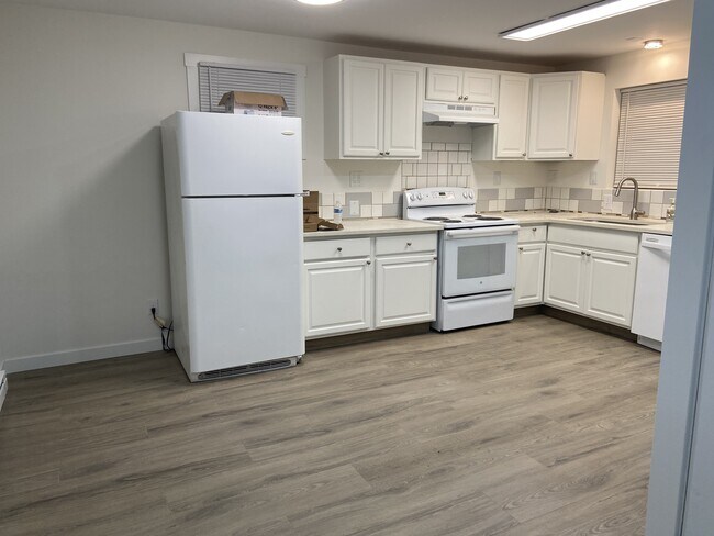 Foto del edificio - 9535 Ashworth Ave N