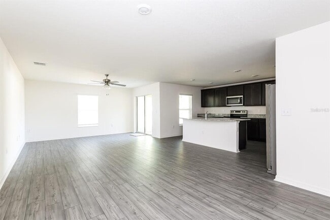 Building Photo - 149 Big Black Dr