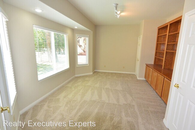 Building Photo - 3 br, 3 bath House - 5212 Great Horizon Dr