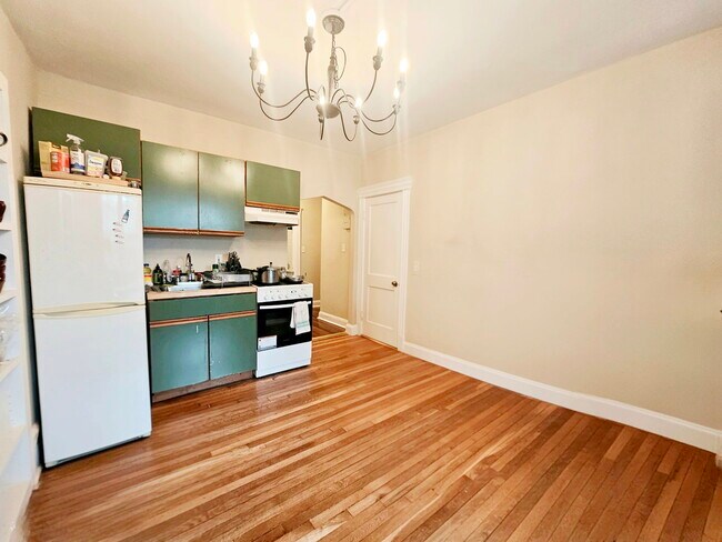 Foto del edificio - 72 Strathmore Rd