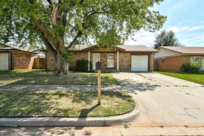 Foto del edificio - Cute 3 Bed 1 Bath in Mustang!