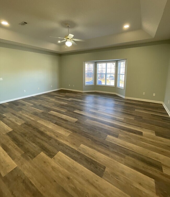 Foto del edificio - 103 Woodmere Dr