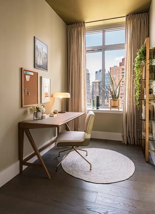 Foto del edificio - 299 W 47th St