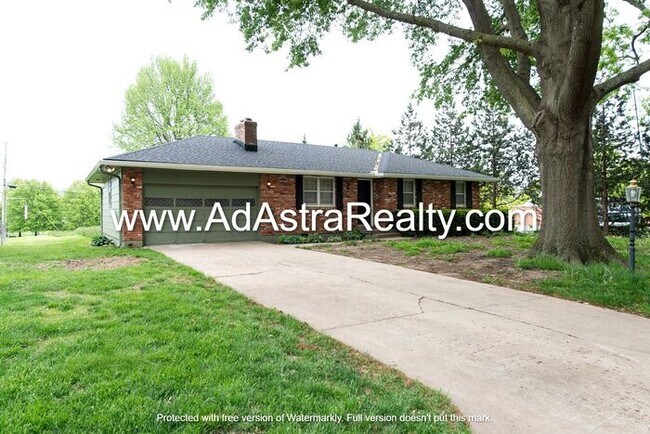 Foto del edificio - Beautiful Home in Blue Springs-Available NOW!!