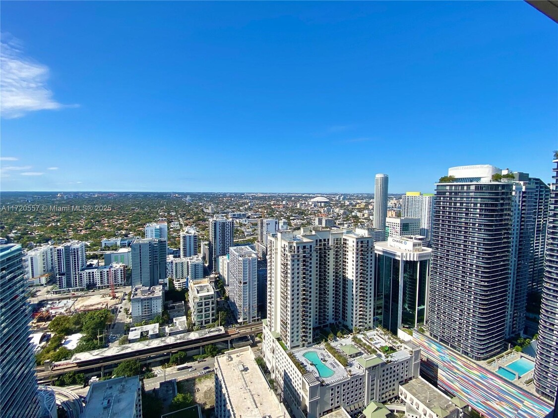 Foto principal - 1000 Brickell Plaza