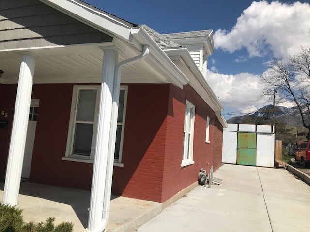 Building Photo - 63 S 100 E