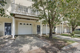 Building Photo - 110 Heather Glenn Cir
