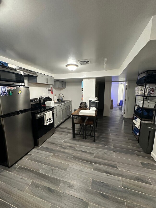 Foto del edificio - 80-40 169th St