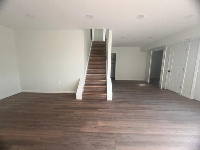 Photo - 2009 Greenwood Dr House