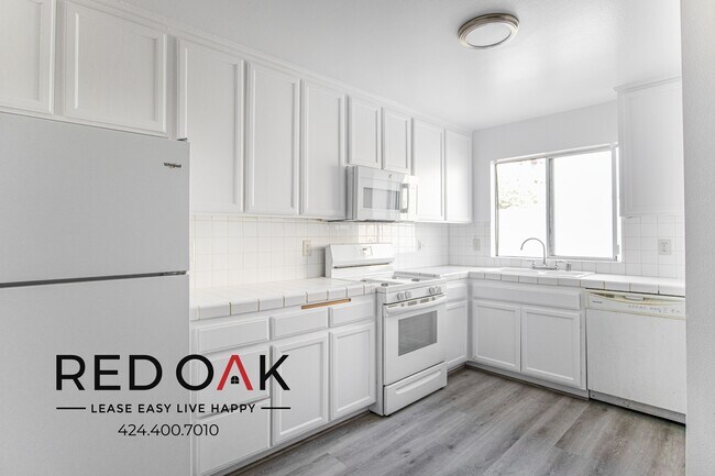 Foto del edificio - 6853 Agnes Ave