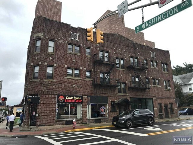 Primary Photo - 117 Washington Ave S