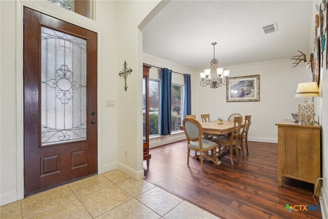 Foto del edificio - 2622 Fairwood Dr