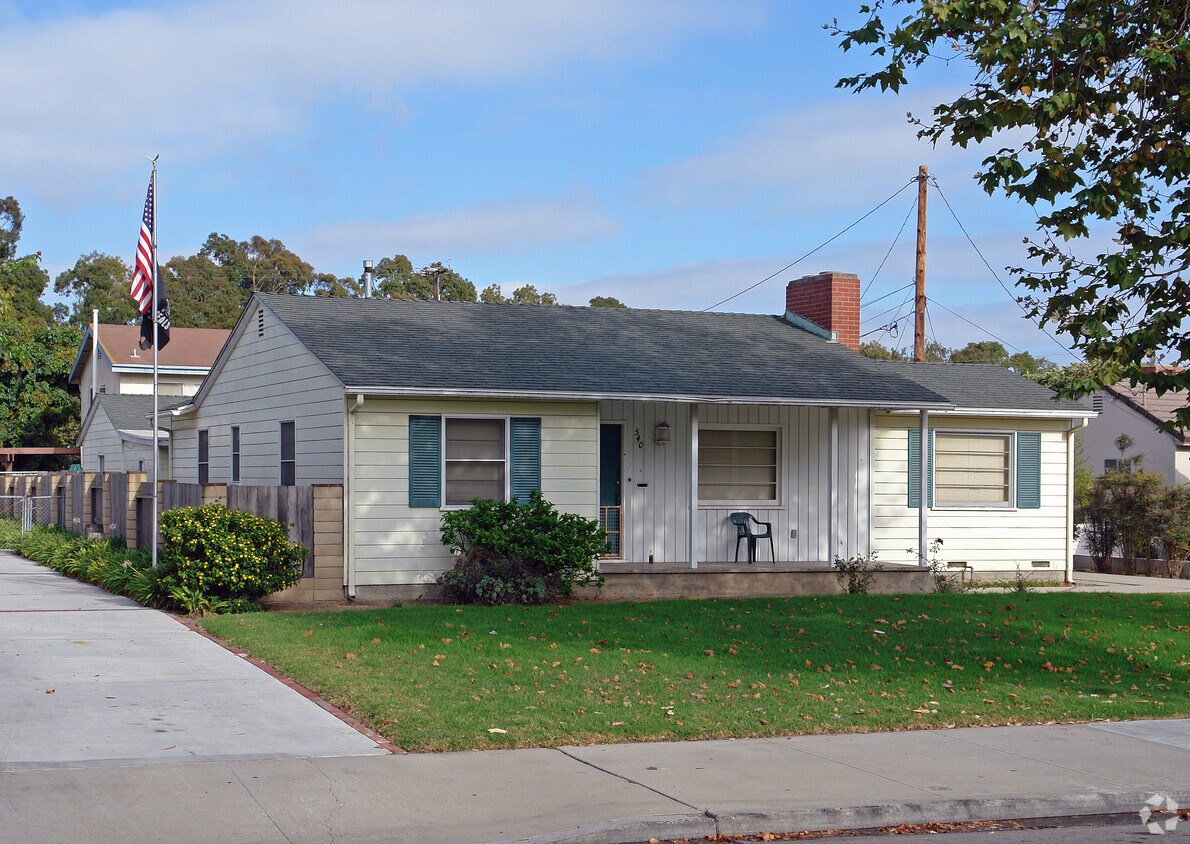 Building Photo - 540-544 N Ventura Rd