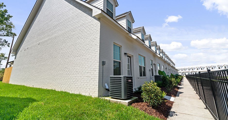 Oak Heritage Townhomes