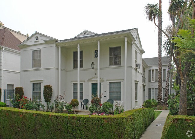 Building Photo - 444 N Oakhurst Dr