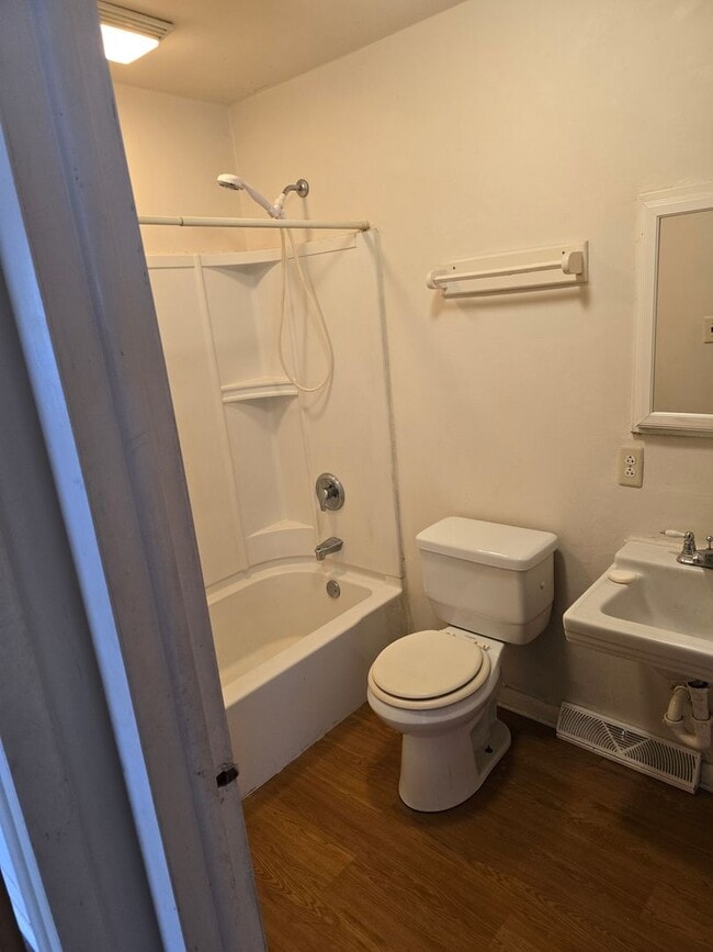 Building Photo - Hall St Leland IL