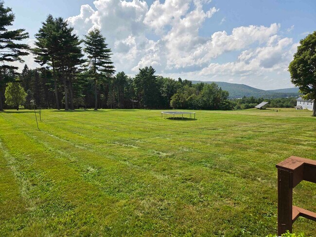 Building Photo - 276 Shaker Hill Rd
