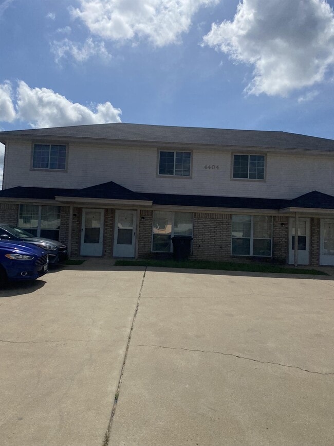 Building Photo - 4404 Alan Kent Dr