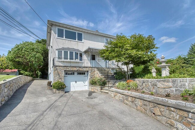 Building Photo - 28 Beechwood Ave