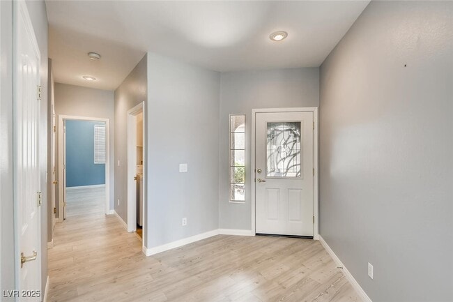 Foto del edificio - 3594 Driving Range St