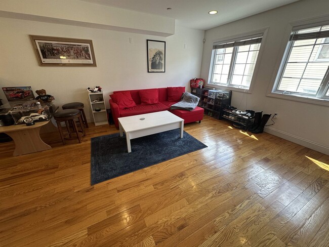 Foto del edificio - 124 68th St