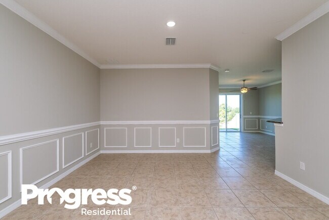 Building Photo - 563 Vista Ridge Dr