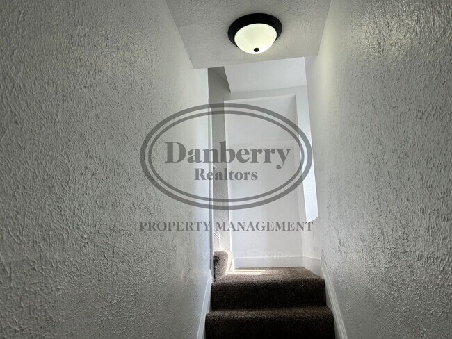 Foto del edificio - 1848 Cone St