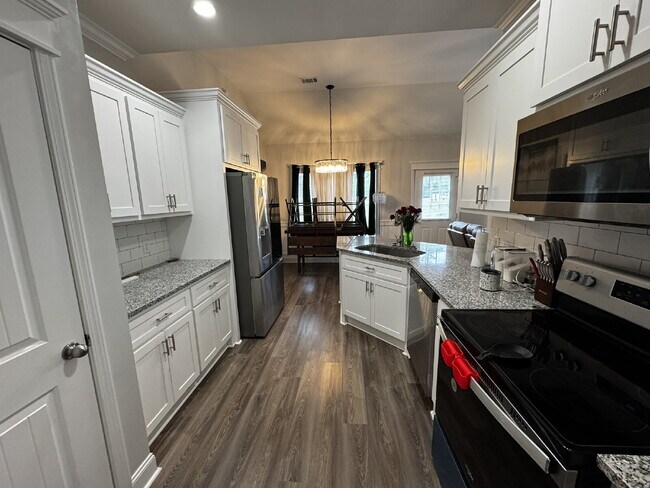 Foto del edificio - Home for Rent