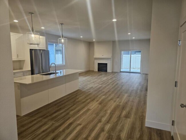 Foto del edificio - 3 bedroom in Billings MT 59106