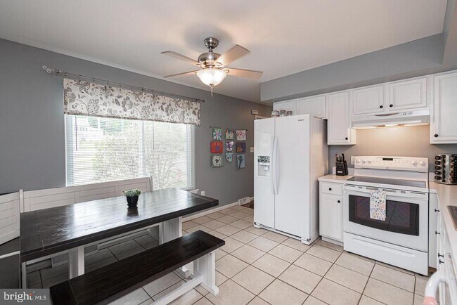 Foto del edificio - 10 Terry Ct