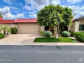 Building Photo - 5433 N 79th Pl