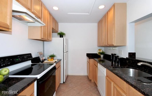 Building Photo - 1815-1818 18th St NW